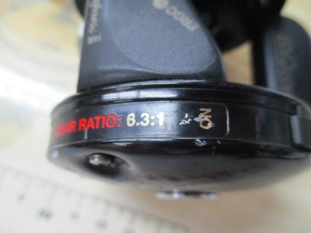 ロイヤルエクスプレス(右)