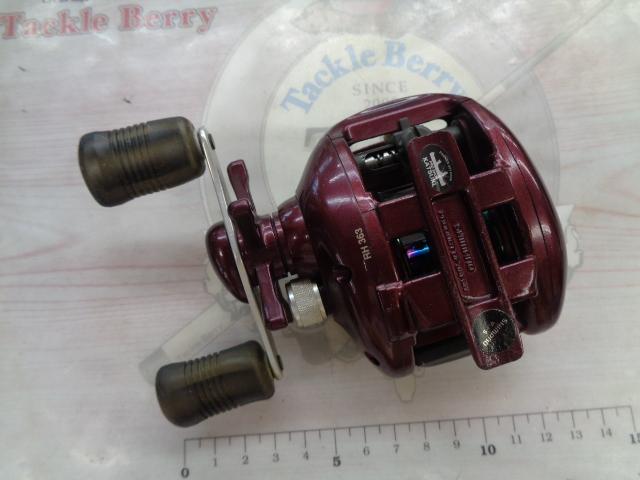 97スコーピオン 1500(浅溝スプール)