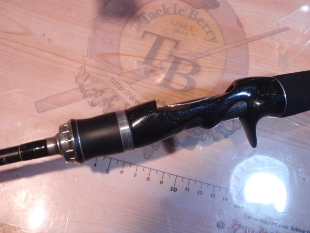 エクスセンス B804ML/RS