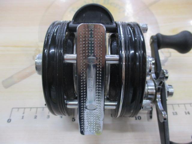 4600C クラシック ブラック