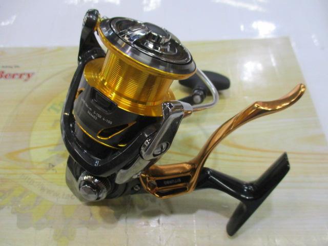 19ラグザス 2500LBD