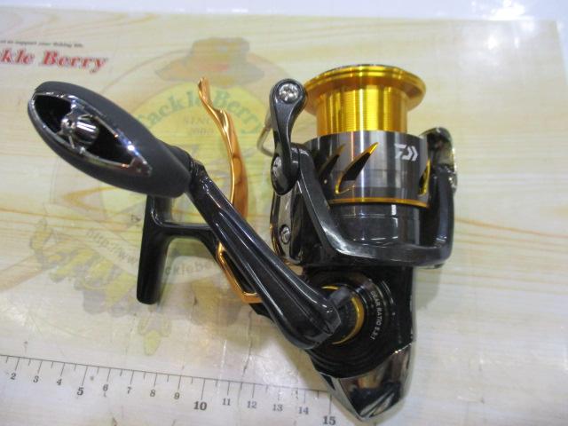 19ラグザス 2500LBD