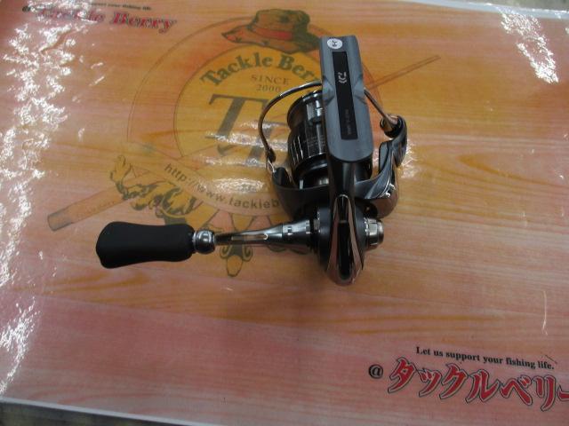 23AIRITY ST SF2500SS-H-QD リール美品 DAIWA（ダイワ） エアリティ SF2500SS-H-QD / スピニング リール