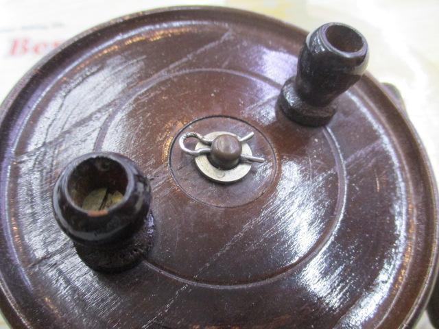 重利作 手作り木製リール86