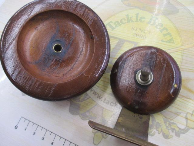 重利作 手作り木製リール86