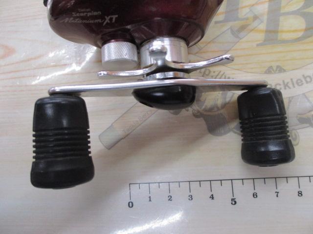 メタニウムXT RH(赤)