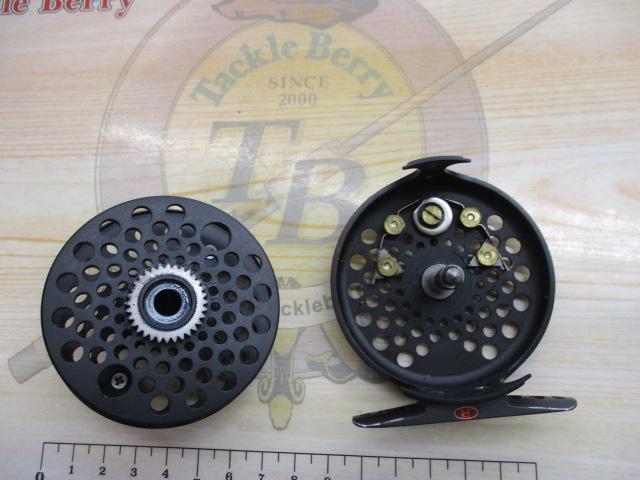 CT 2/3 マッドブラック