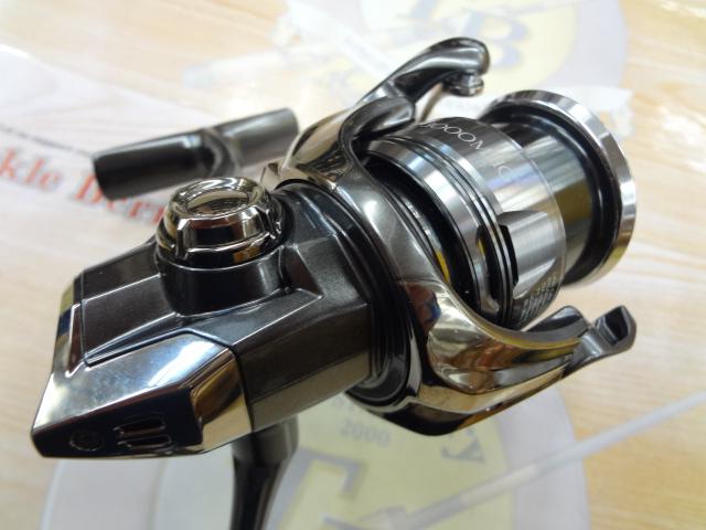 24ツインパワー C3000MHG