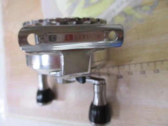 カセ筏師 THEアスリート競技 65W-TS(左) チタン/シルバー