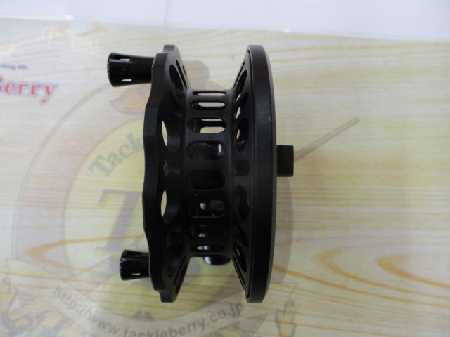 インヴィクタクロダイMBリミテッド85