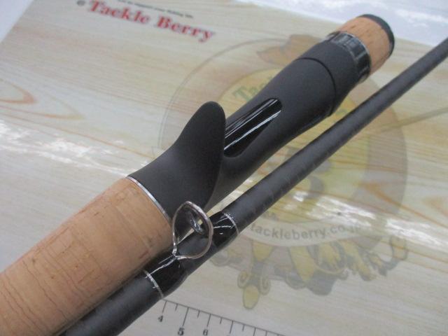 22エクスプライド 1610M