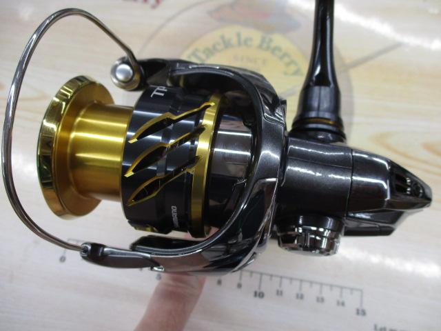 20ツインパワー C3000