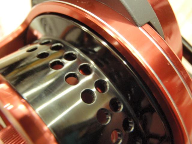 カセ筏師 チヌリミテッドレーサー 65 BR(右) ブラック/レッド