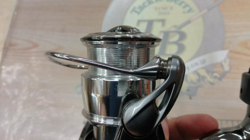 22イグジスト LT2000S-P｜＠ベリーネット 日本最大新品中古釣具WEBショップ