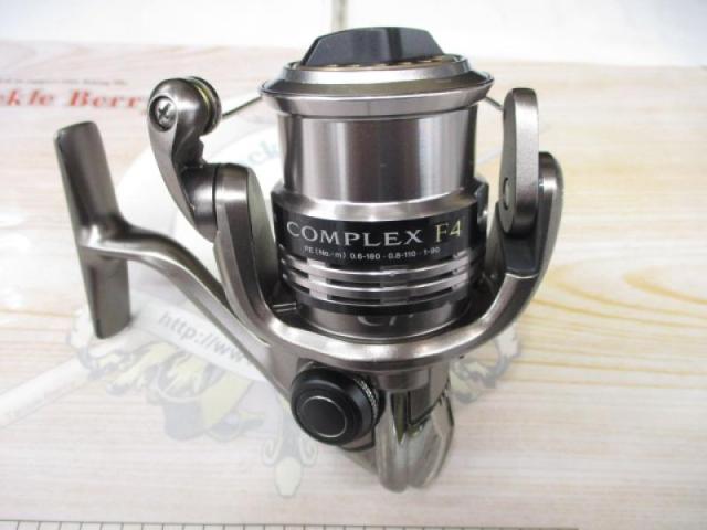 コンプレックス 2500HGS F4｜＠ベリーネット 日本最大新品中古釣具WEB