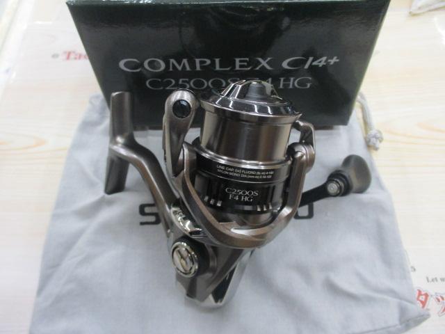 シマノ C2500S F4 コンプレックス　CI4+ シマノ(SHIMANO) 17 コンプレックスCI4+ C2500S F4 037077｜アウトドア