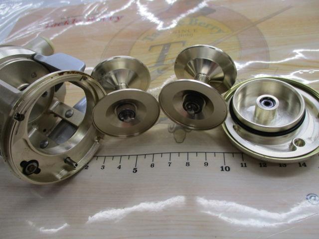 ミリオネアCV-Z 250F