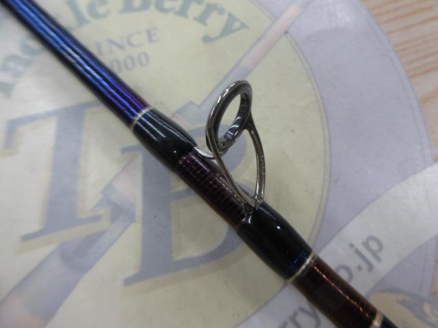 23ワールドシャウラリミテッド 1652R-3