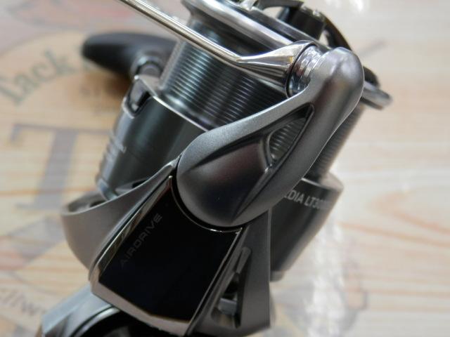 25カルディア LT3000S-CXH｜＠ベリーネット 日本最大新品中古釣具WEB