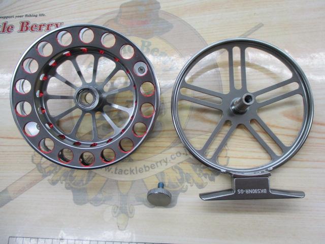 BKS90NRバトルフィールド黒鯛SG/GS3号100M糸ナシ