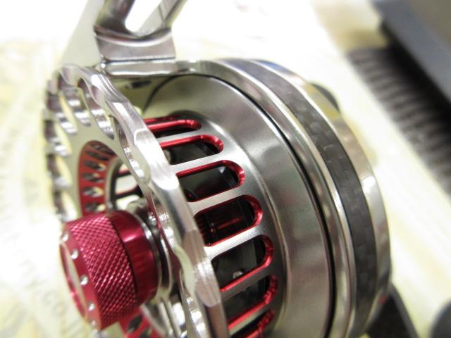 AK60Lアルティスト黒鯛3号100M糸ナシ