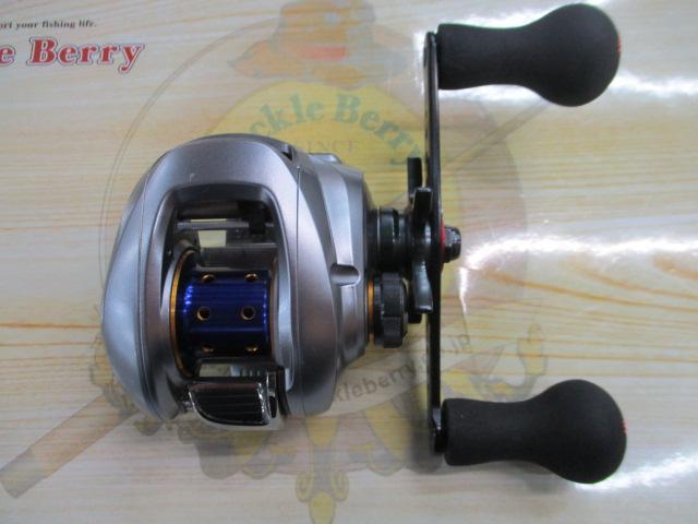 09アルデバランMg7 RH 02301 ギヤ比7.0:1 シマノ アルデバランmg7 シマノ(SHIMANO) 09 アルデバランMg7 023018