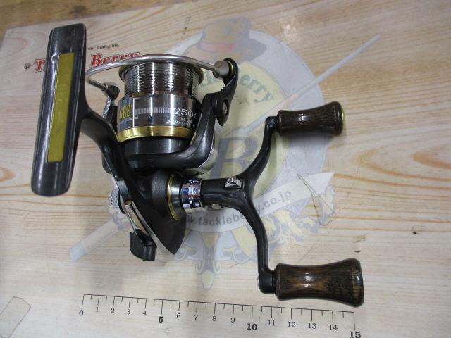 エーギーE-GEE 2506W