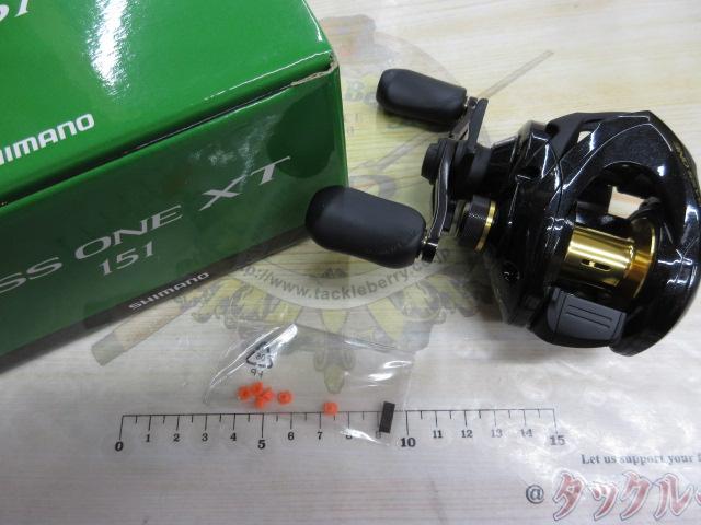 シマノ１７バスワンＸＴ １５１ 中古美品２個セット オマケ付き シマノ17バスワンXT 151 中古美品2個セット オマケ付き 17