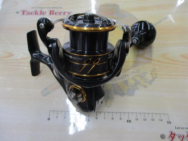 ダイワ　21カルディアLT4000-CXH スピニングリール 未使用品 21 カルディアLT4000-CXH