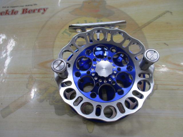 インヴィクタクロイダイRND-SB85