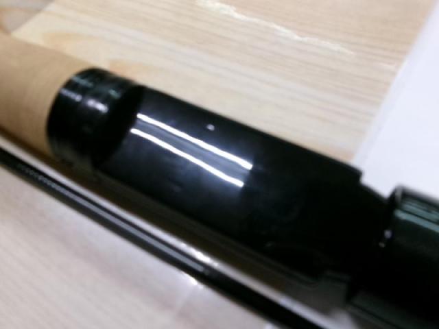 ダーインスレイヴ 61UL-H ブラックヴェスパイン リールフードBK