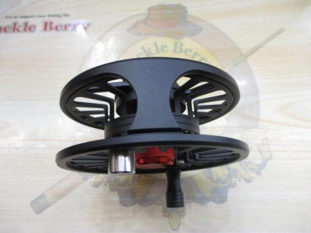 AVID5/6マッドブラック