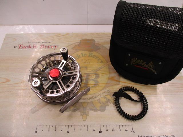 黒鯛師 THEアスリートヘチ 88W-TG チタン/ゴールド