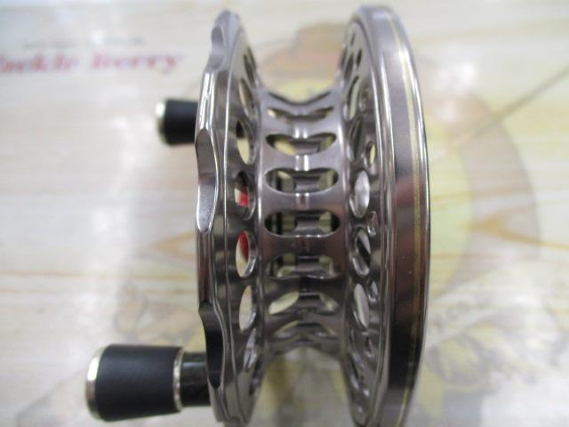 黒鯛師 THEアスリートヘチ 88W-TG チタン/ゴールド