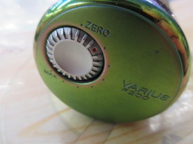 バリウスF200スペクトル 