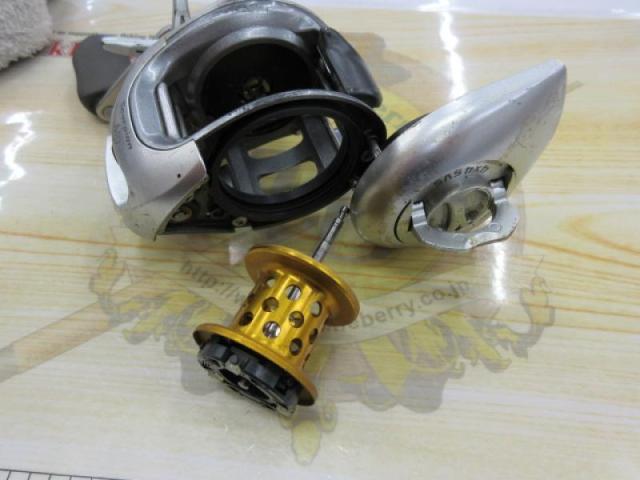 04スコーピオンMg 1000