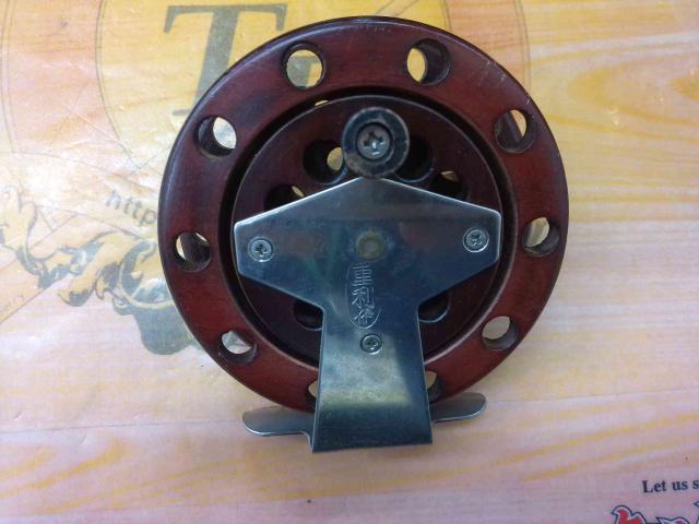 重利作ウッドリール