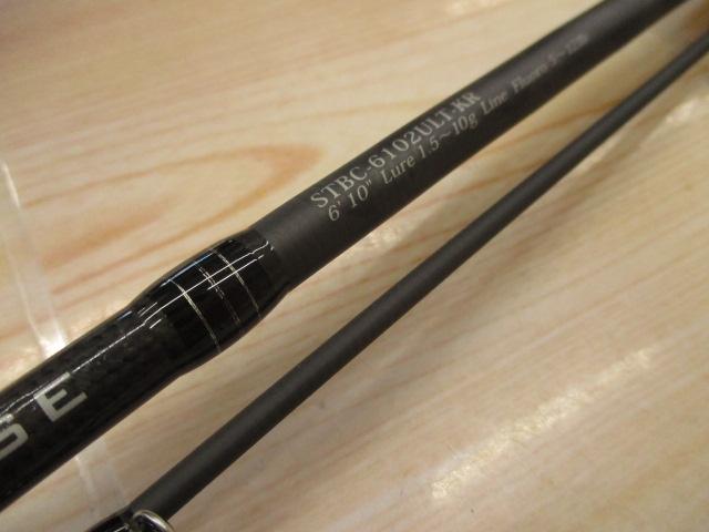 美品SaltyStyleベイトフィネスカスタムSTBC-6102ULT-KR Salty Style Baitfinesse Custom（ソルティースタイル ベイトフィネス