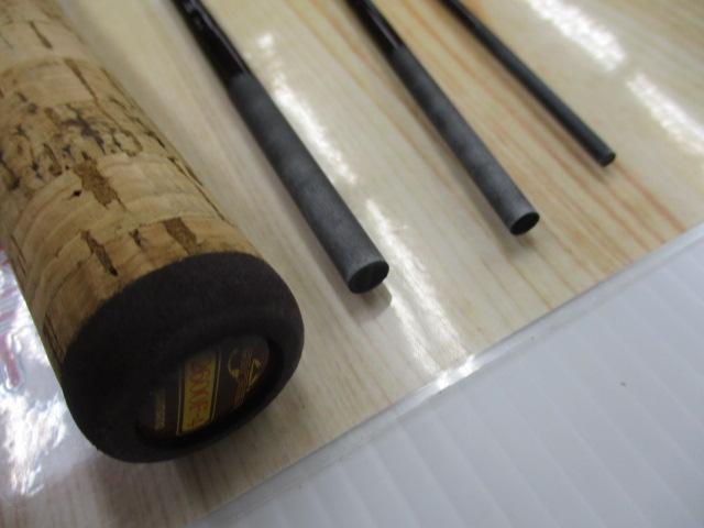 スコーピオン 2600F-4