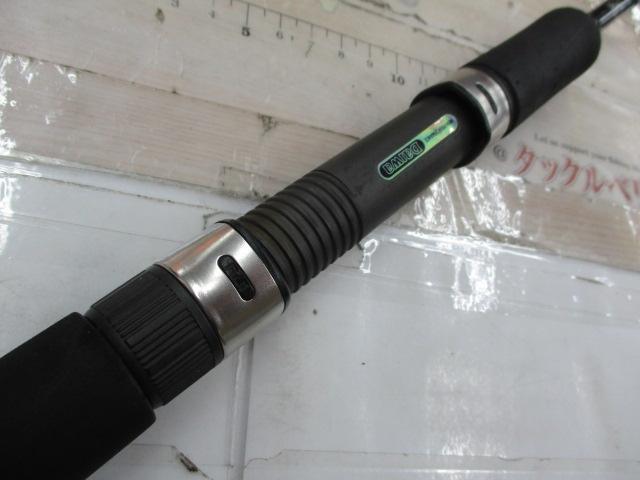 ネオバーサル 702LFS