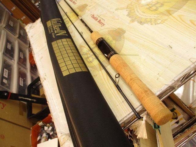 ダーインスレイヴ 61L LTD