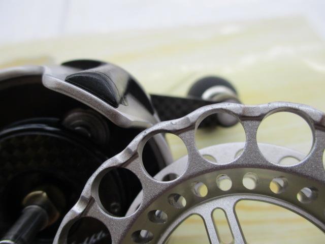 カセ筏師 THEアスリートレーサー 65-TG(右) チタン/ゴールド