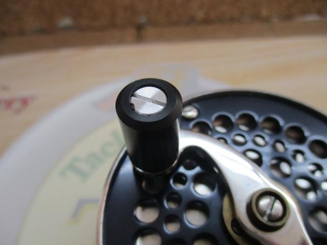 ミッジエアルーム シルバー/ブラック