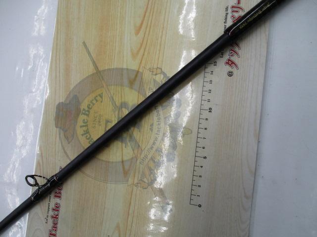 デストロイヤー F8-78DG(オロチフュージコンタクト)マットブラックリールシート スラントブリッジ