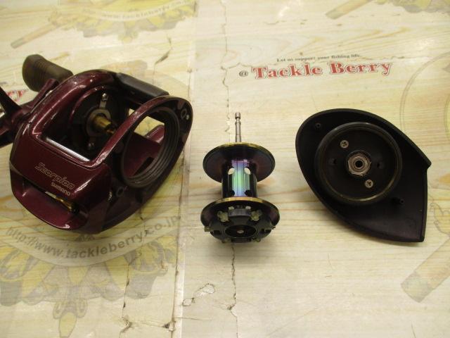 97スコーピオン 1500(浅溝スプール)