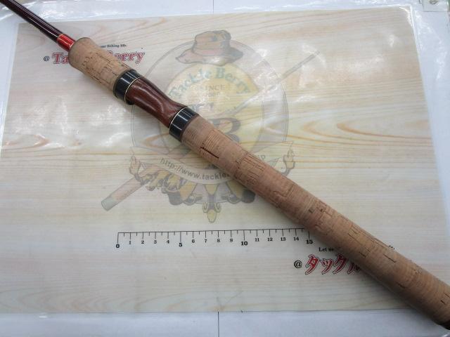 ワールドシャウラ 2701FF-2 (レッドタイプ)