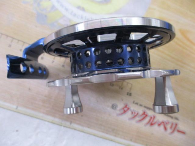 黒鯛師 THEヘチリミテッド 88SD-BT ブルー/チタン