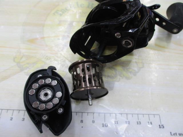 レボ ULTRACAST BF8-L