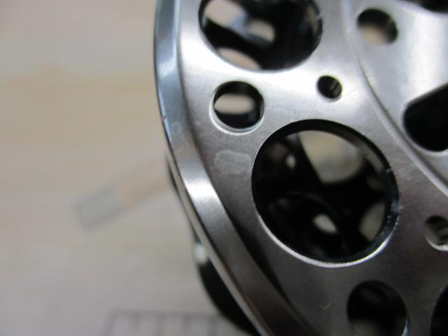 インヴィクタクロダイRND BG(ブラック/ガンメタ)