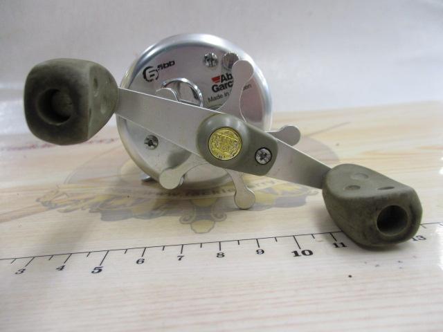 SM3600C シルバー(ambassadeurロゴリムステッカー)